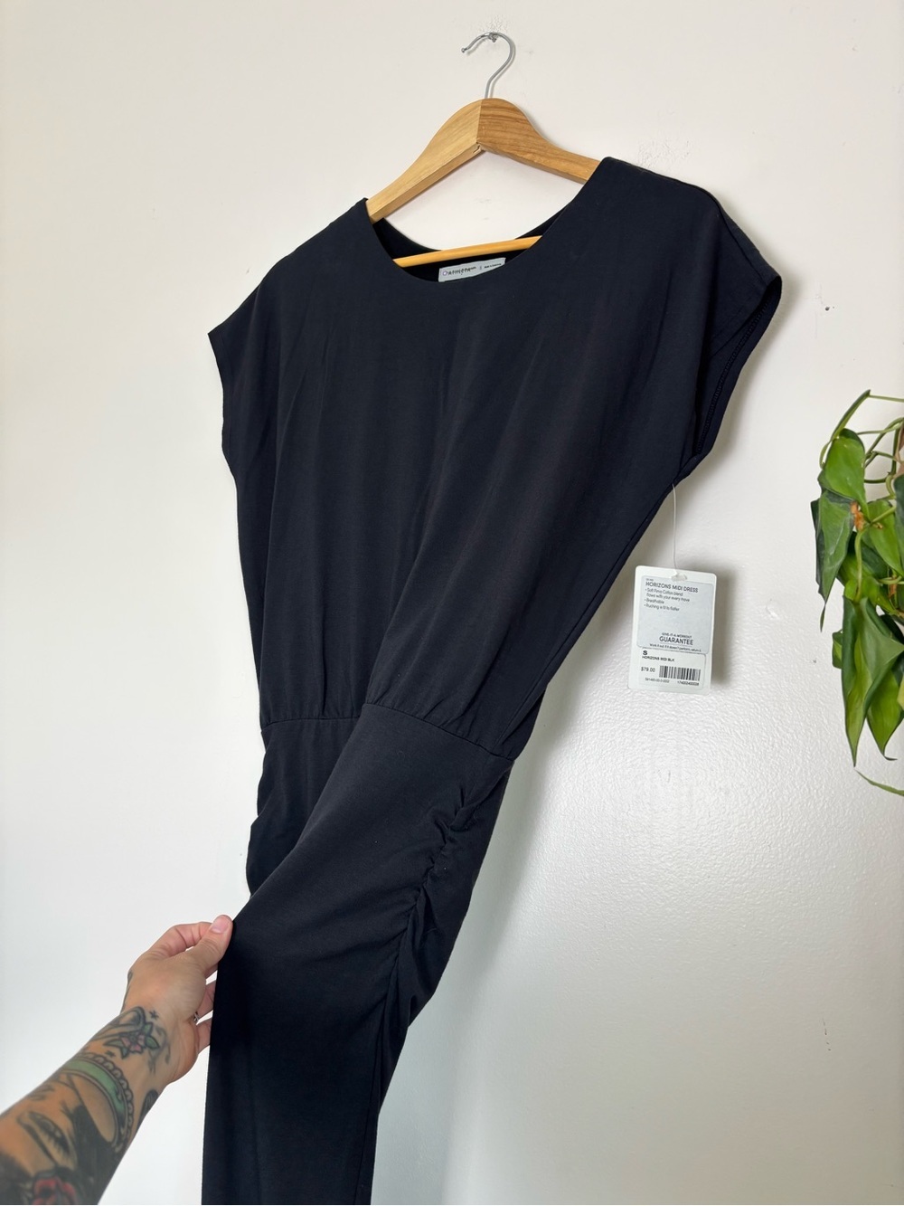 Athleta Horizons Black Midi - Picture 6 of 7